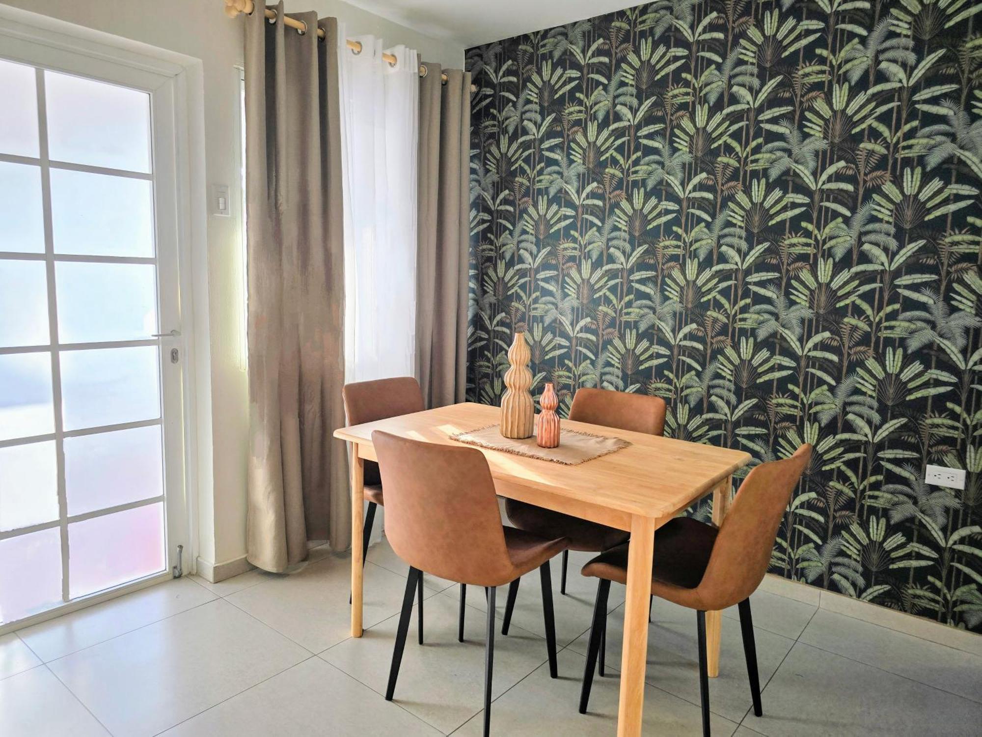 Rooi Santo Residence Palm Beach Esterno foto